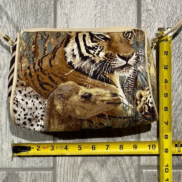 African Animal Safari Themed Medium Duffle & Small Crossbody bag - Picture 8 of 15